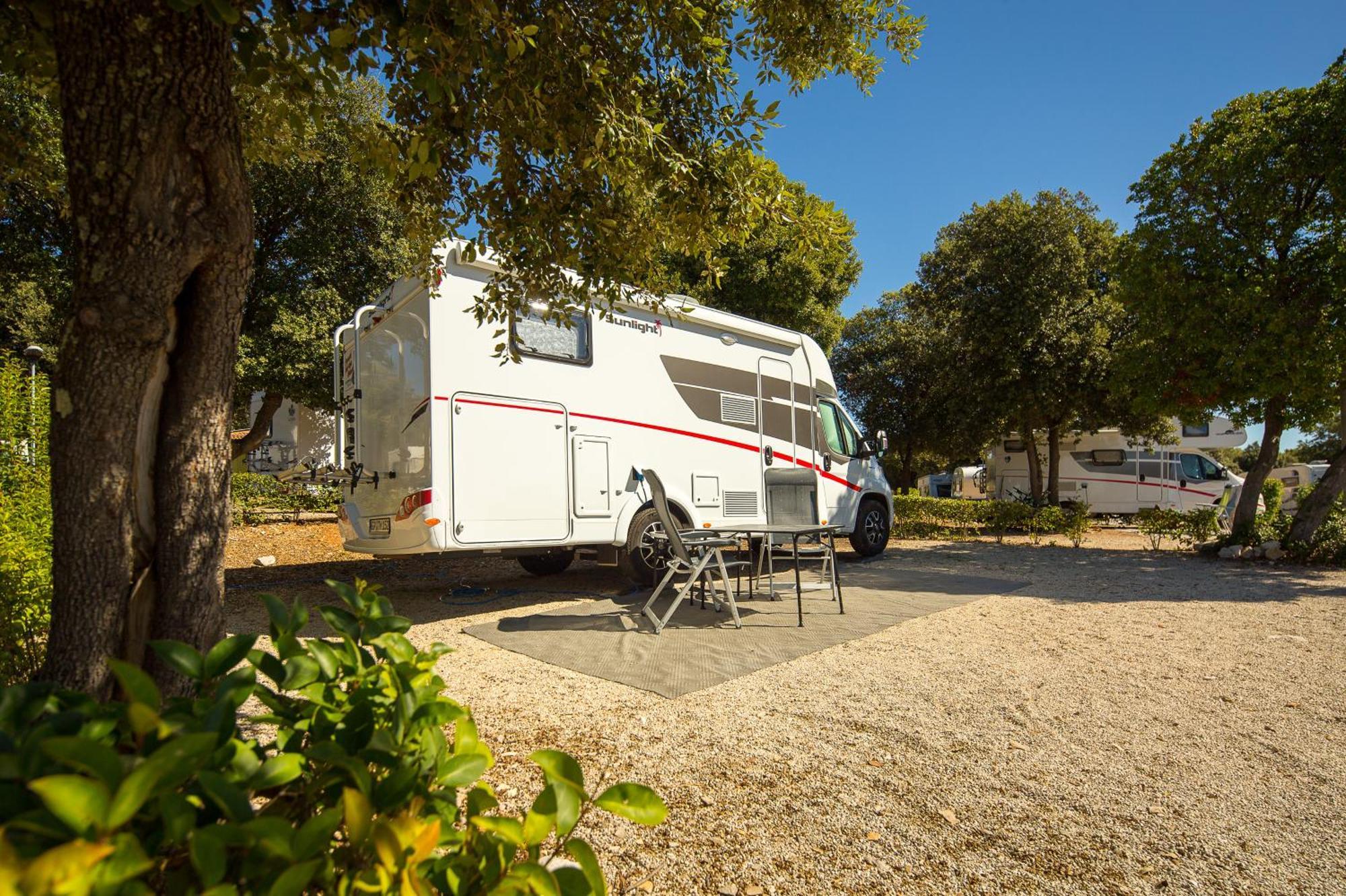 Maistra Camping Polari Pitches ロヴィニ エクステリア 写真